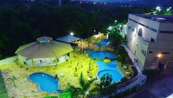 Hotel Golden Dolphin Com Cafe Da Manha! Piscinas 24H 카우다스노바스 외부 사진